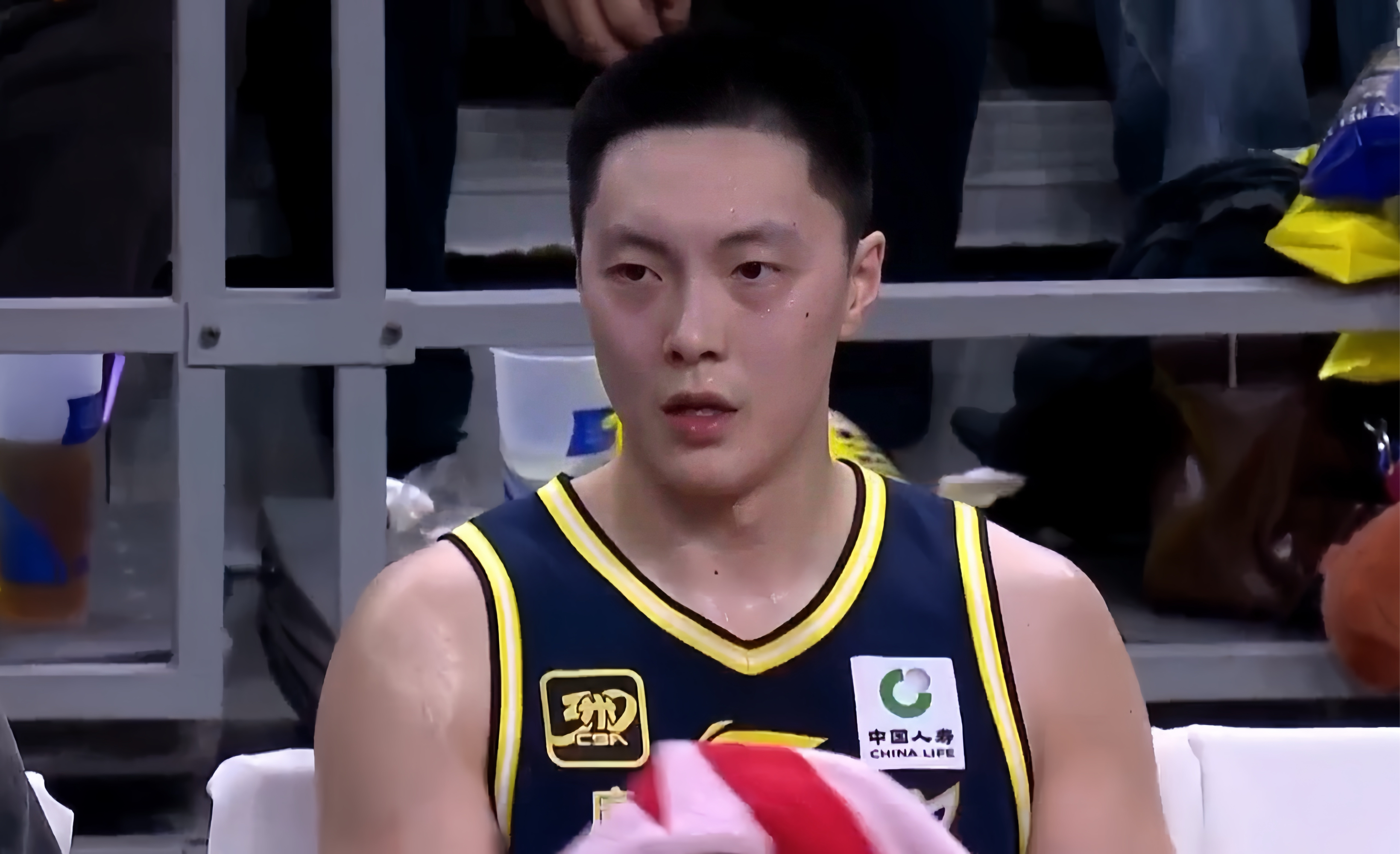 欧篮联转会期再迎强敌，广东宏远状态回暖，主帅态度——赛场秩序良好，临场指挥获称赞的简单介绍-爱游戏